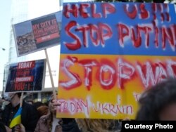 Митинг в поддержку Украины в городе Осака, Япония. Автор фото: Хаято Мацумото