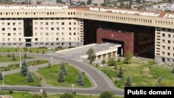Պաշտպանության նախարարության շենքը Երևանում