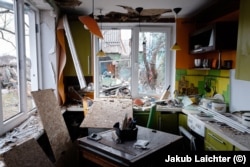 Кухня в будинку Олексія Савкевича в Авдіївці, березень 2023 року