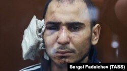 Один із підозрюваних у здійсненні теракту зʼявився в суді зі слідами тортур, Росія, березень 2024 року
