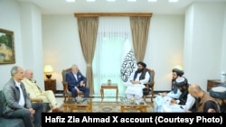 دیدار شماری از نمایندههای حزب راستگرای "آزادی اتریش" با امیر خان متقی سرپرست وزارت خارجه حکومت طالبان در کابل