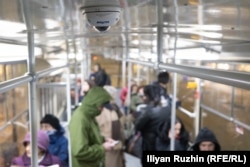 Камера Hikvision у трамваї в Софії