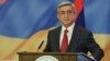 Президент Армении Серж Саргсян выступает на ежегодном гала-вечере Всеармянского фонда «Айастан». Москва, 16 ноября 2010 г. 