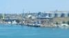 Балкер класса «река – море» грузится зерном у терминала «Авлита», Севастополь