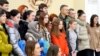 Представники фонду Save Ukraine під час повернення додому 17 українських дітей, яких російська влада вивезла до окупованого Криму. Лютий 2023 рік