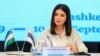 Саида Мирзиёева, маҳаллий блогерлардан бирининг айтишича, "масъулиятни ўз зиммасига олиш ва матбуотни ҳимоя қилишдан қўрқмаслигини амалда исботлаган". 