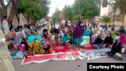 د لادرکه بلوڅانو د کورنیو پرلت