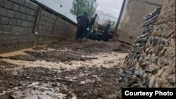 деҳаи Хушекати ноҳияи Айнӣ
