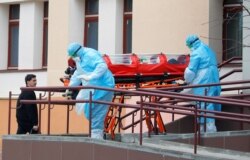 Евакуація хворого на коронавірус у Мінську