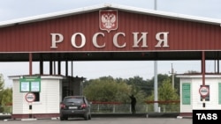 Пропускний пункт Нехотеєвка на кордоні Росії з Україною. Архівне фото