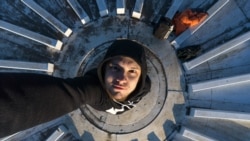 До ареста в 2023 году Григорий Скворцов был известен как фотограф старых промышленных объектов и заброшенных зданий