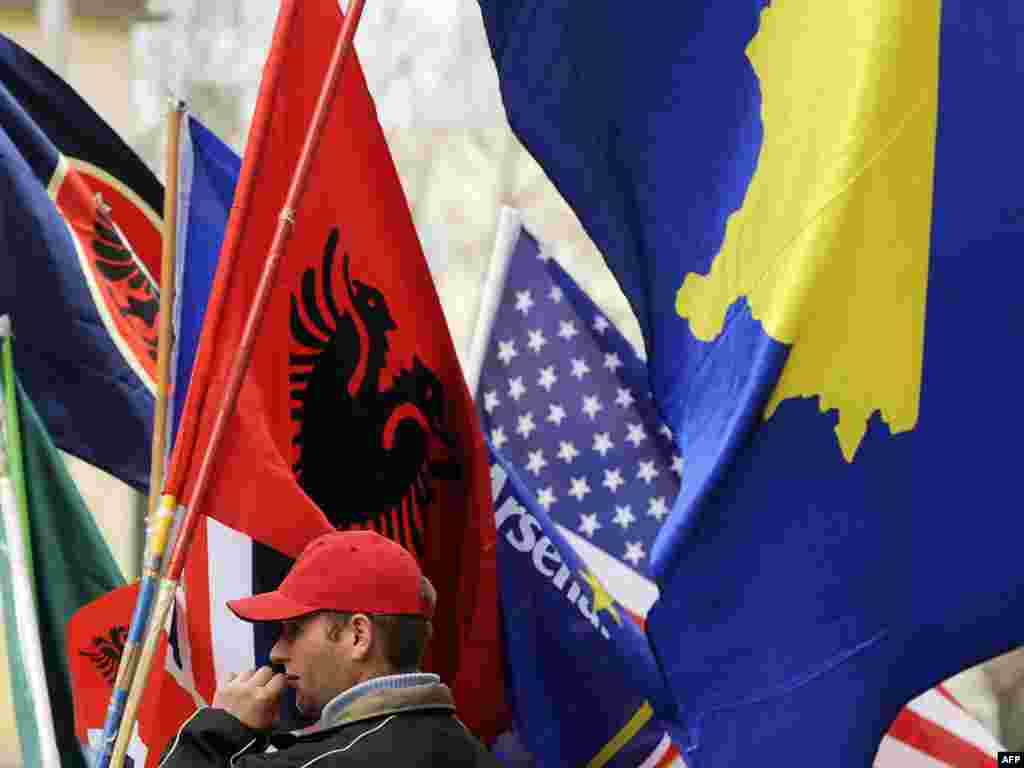 Priština, 17.02.2011. Foto: AFP / Armend Nimani