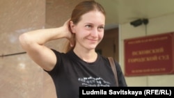Svetlana Prokopyeva appears in court in Pskov in August 2019. "They're trying to present normal journalistic work as a serious crime. It's complete nonsense," she says. 