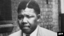 Nelson Mandela -- A Life In Pictures
