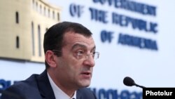 Член совета Центрального банка РА Артур Степанян, 20 марта 2020 г.