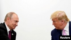 «Я думаю, що він дотримається свого слова. Я говорив з ним, я знаю його вже давно», – сказав Трамп про Путіна.