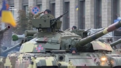 Танки на майдані. Репетиція військового параду до Дня Незалежності (відео)