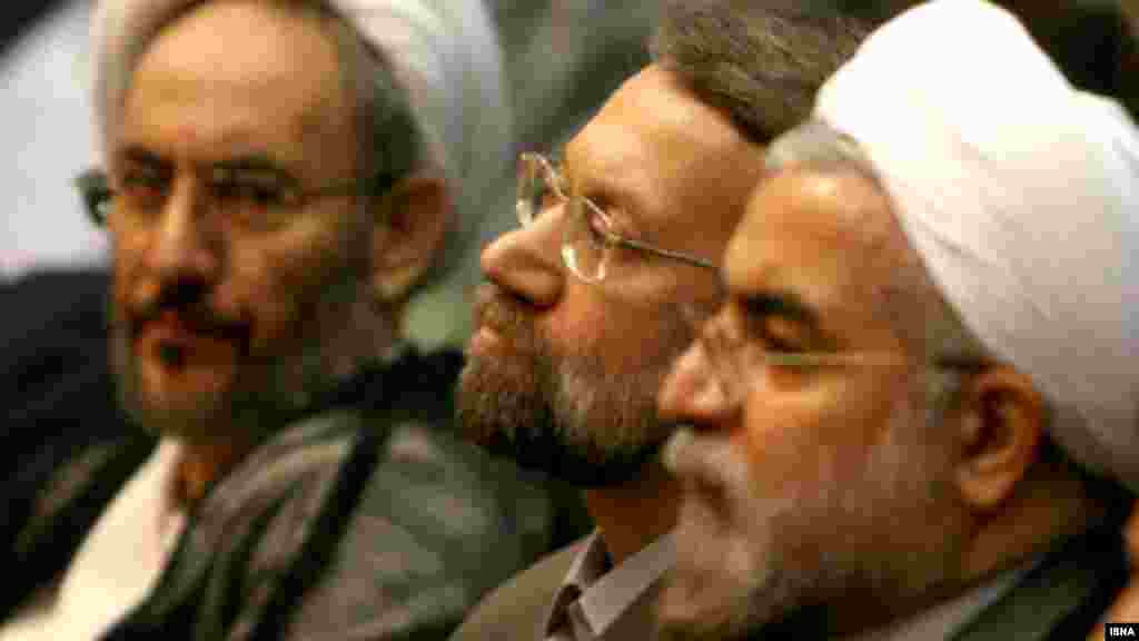 لاریجانی و سولانا بارها و بارها بر سر برنامه‌ای هسته‌ای ایران به گفت‌وگو نشستند اما انگار قرار نبود که این دو مهر پایان بر پرونده اتمی ایران بگذارند.