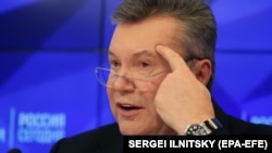 Нині ВІктор Янукович дає прес-конференції в Москві