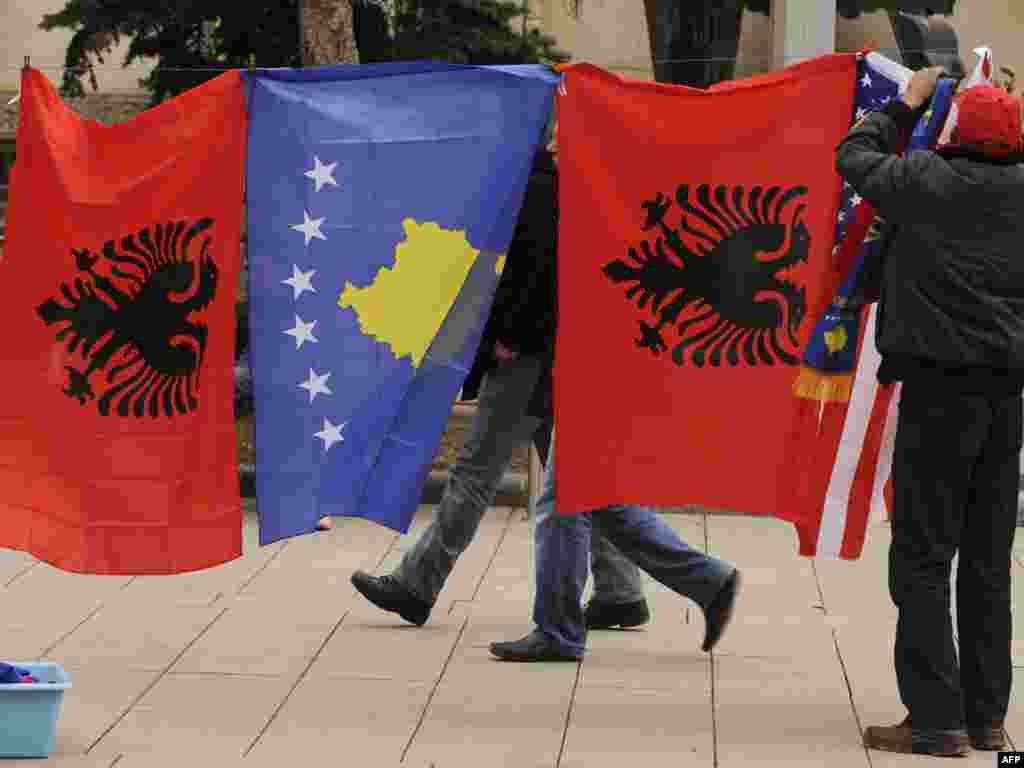 Priština, 17.02.2011. Foto: AFP / Armend Nimani