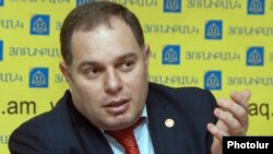 Секретарь парламентской фракции правящей Республиканской партии Армении Ованнес Саакян