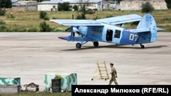 Ан-2 (кодова назва НАТО – Colt) вважається «динозавром», однак для деяких завдань біплан, як і раніше, придатний