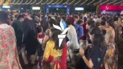 هند کې د "دورګا دېوي" په نوم کلنۍ مذهبي مېله پیل شوې
