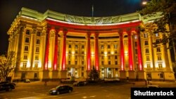 При цьому, згідно з позицією МЗС, таке визнання з боку Кремля не матиме правових наслідків