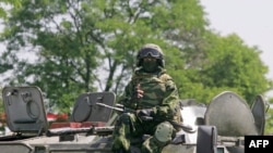 Участь оказавшихся в руках военных людей сложилась не намногим лучше тех, кто там был убит