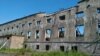 Завод в российском городе Поронайске Сахалинской области, где обрушилась крыша.
