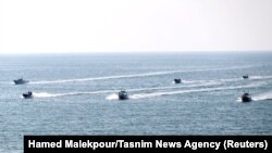آرشیف، شماری از قایقهای ایرانی در خلیج فارس