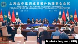 آرشیف، نشست پیمان همکاریهای شانگهای در بیجنگ